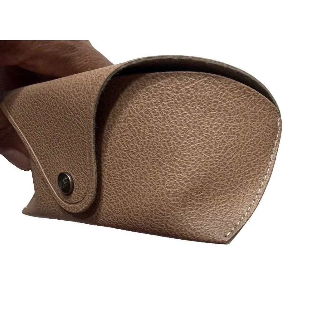 Ray-Ban features ray